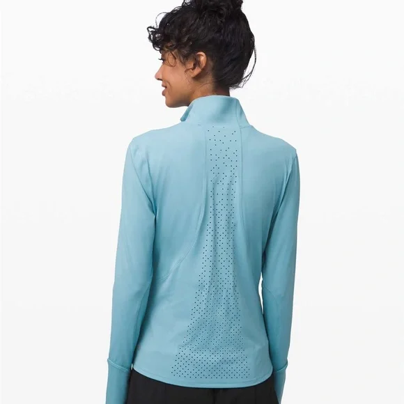 Lululemon quarter zip - Picture 1 of 4